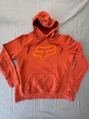 Fox Men’s Orange Crewneck Logo Hoodie G9